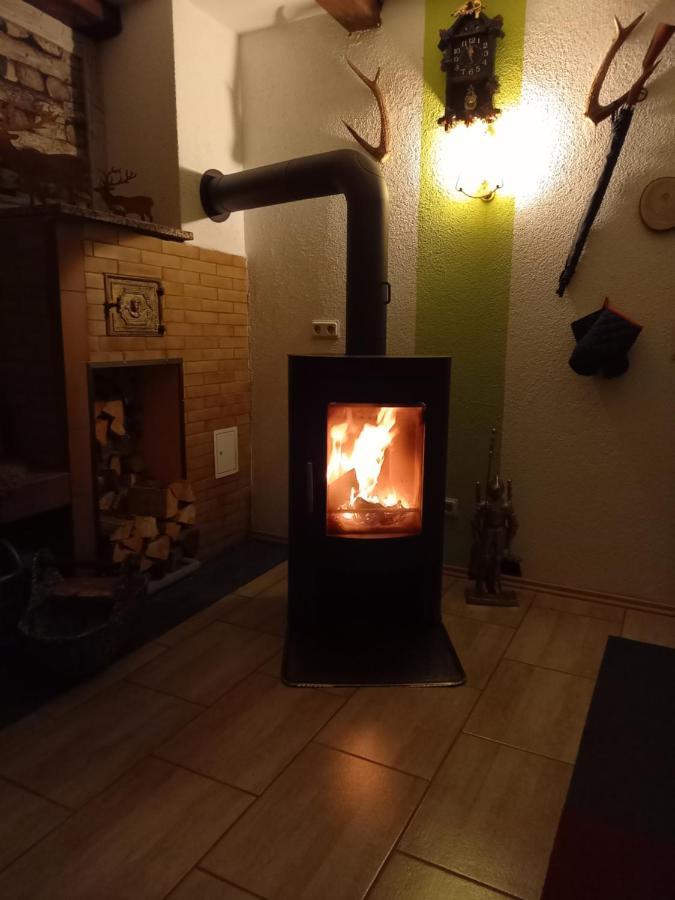Monteur- Und Ferienwohnung Waldrauschen Fehrenbach Ngoại thất bức ảnh