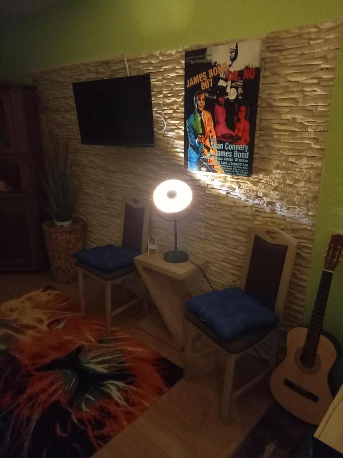Monteur- Und Ferienwohnung Waldrauschen Fehrenbach Ngoại thất bức ảnh