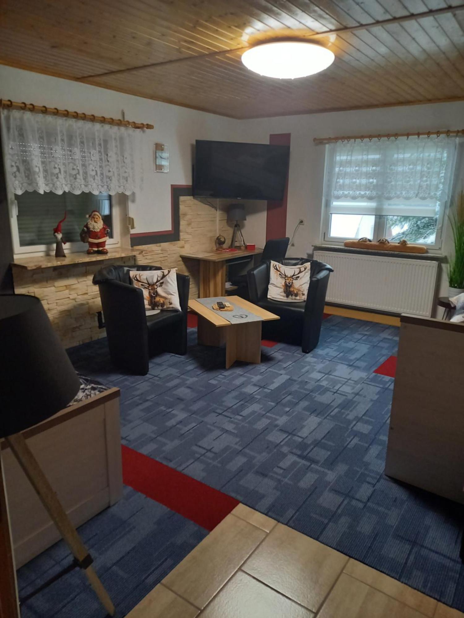 Monteur- Und Ferienwohnung Waldrauschen Fehrenbach Ngoại thất bức ảnh